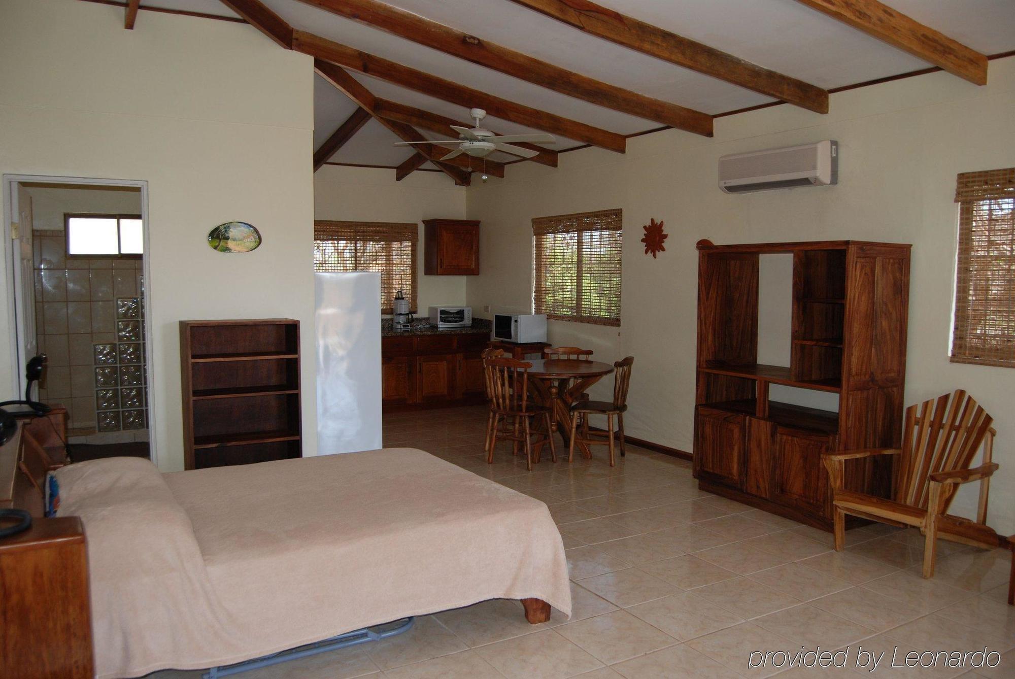 Hotel Iguanazul Playa Junquillal Habitación foto